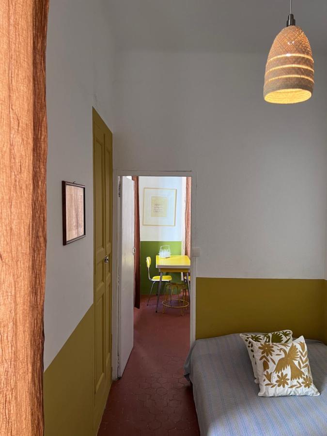 L'Appartement Du Cafe De L'Horloge La Ciotat Exterior photo